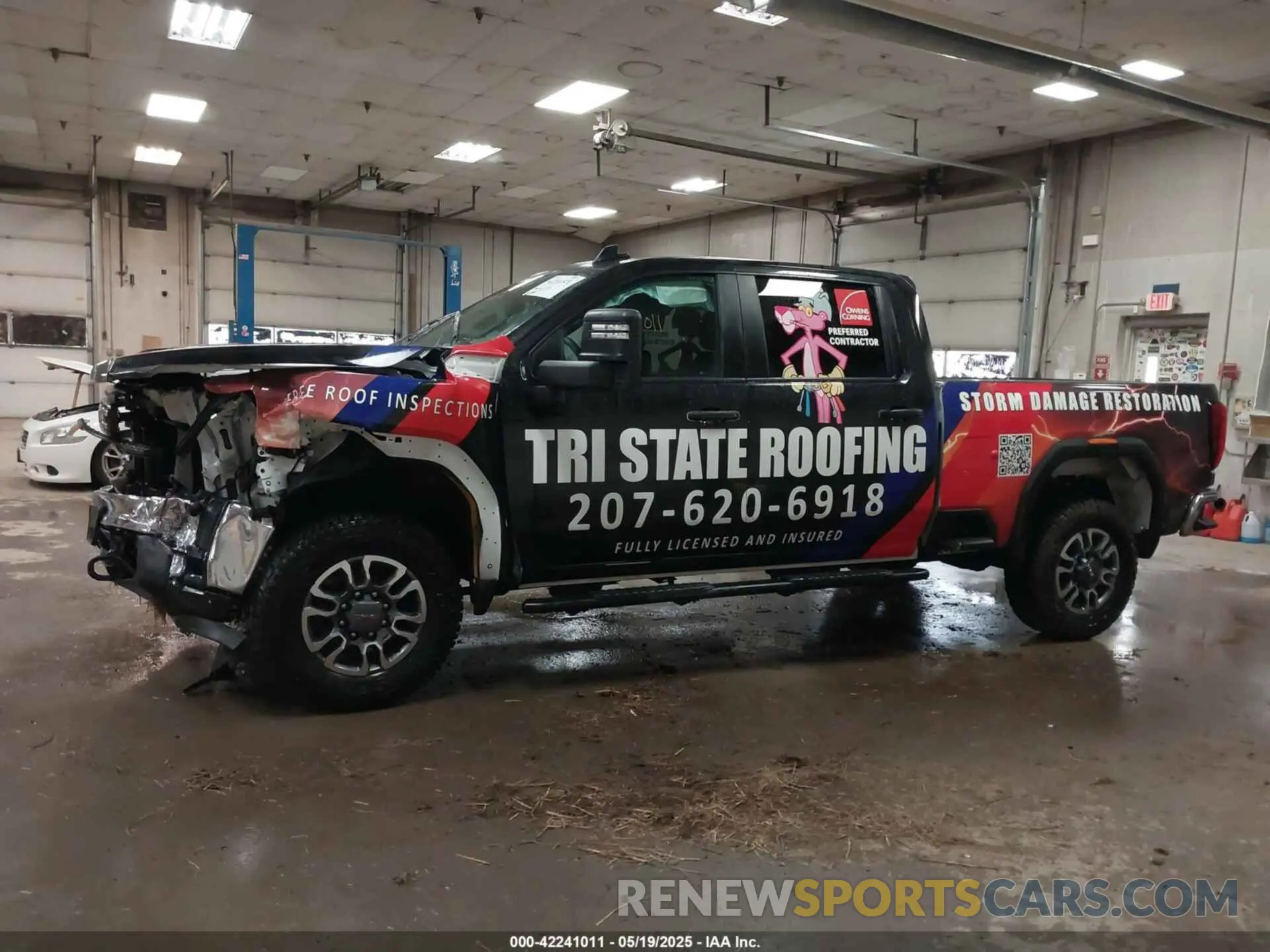 17 Photograph of a damaged car 1GT49SE75RF337217 GMC SIERRA 3500HD 2024