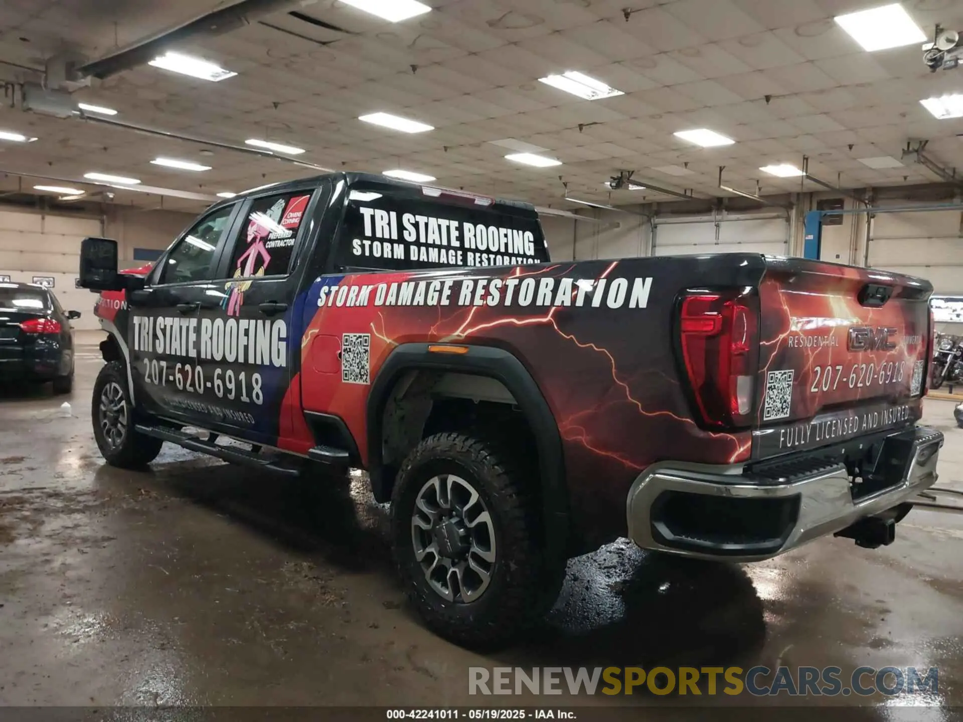 3 Photograph of a damaged car 1GT49SE75RF337217 GMC SIERRA 3500HD 2024