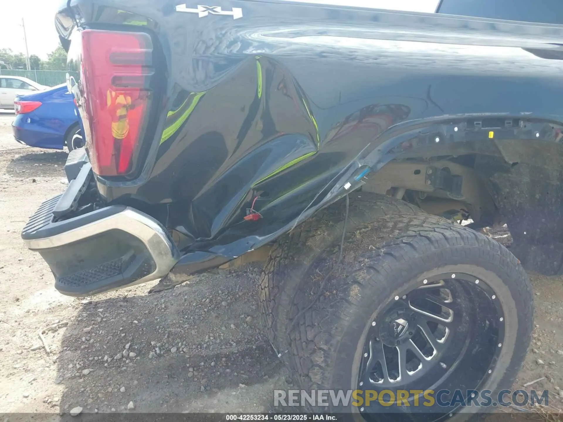 11 Photograph of a damaged car 1GT49SEY0RF202980 GMC SIERRA 3500HD 2024