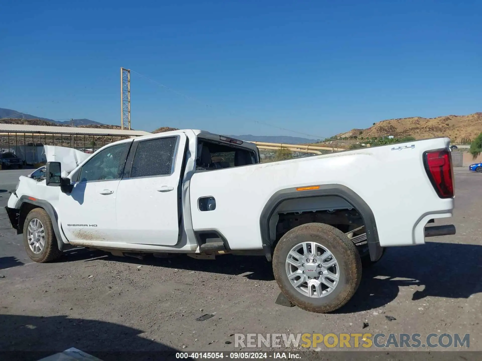 15 Photograph of a damaged car 1GT49TEY4RF361362 GMC SIERRA 3500HD 2024