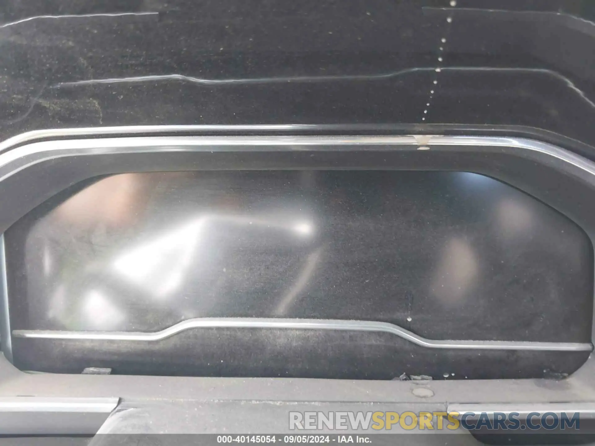 5 Photograph of a damaged car 1GT49TEY4RF361362 GMC SIERRA 3500HD 2024