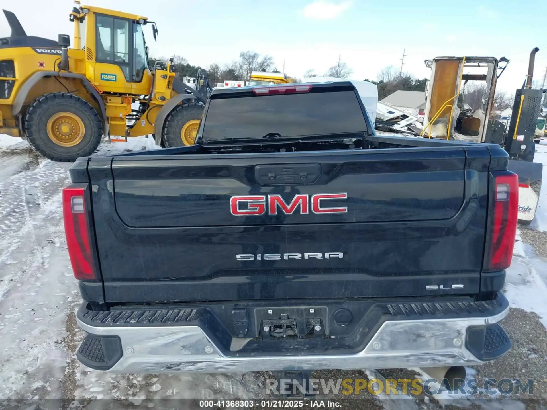 7 Photograph of a damaged car 1GT49TEY9RF257451 GMC SIERRA 3500HD 2024