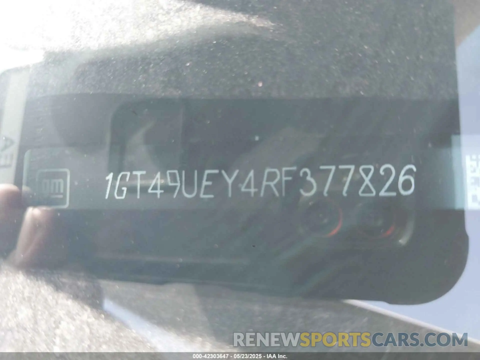 8 Photograph of a damaged car 1GT49UEY4RF377826 GMC SIERRA 3500HD 2024