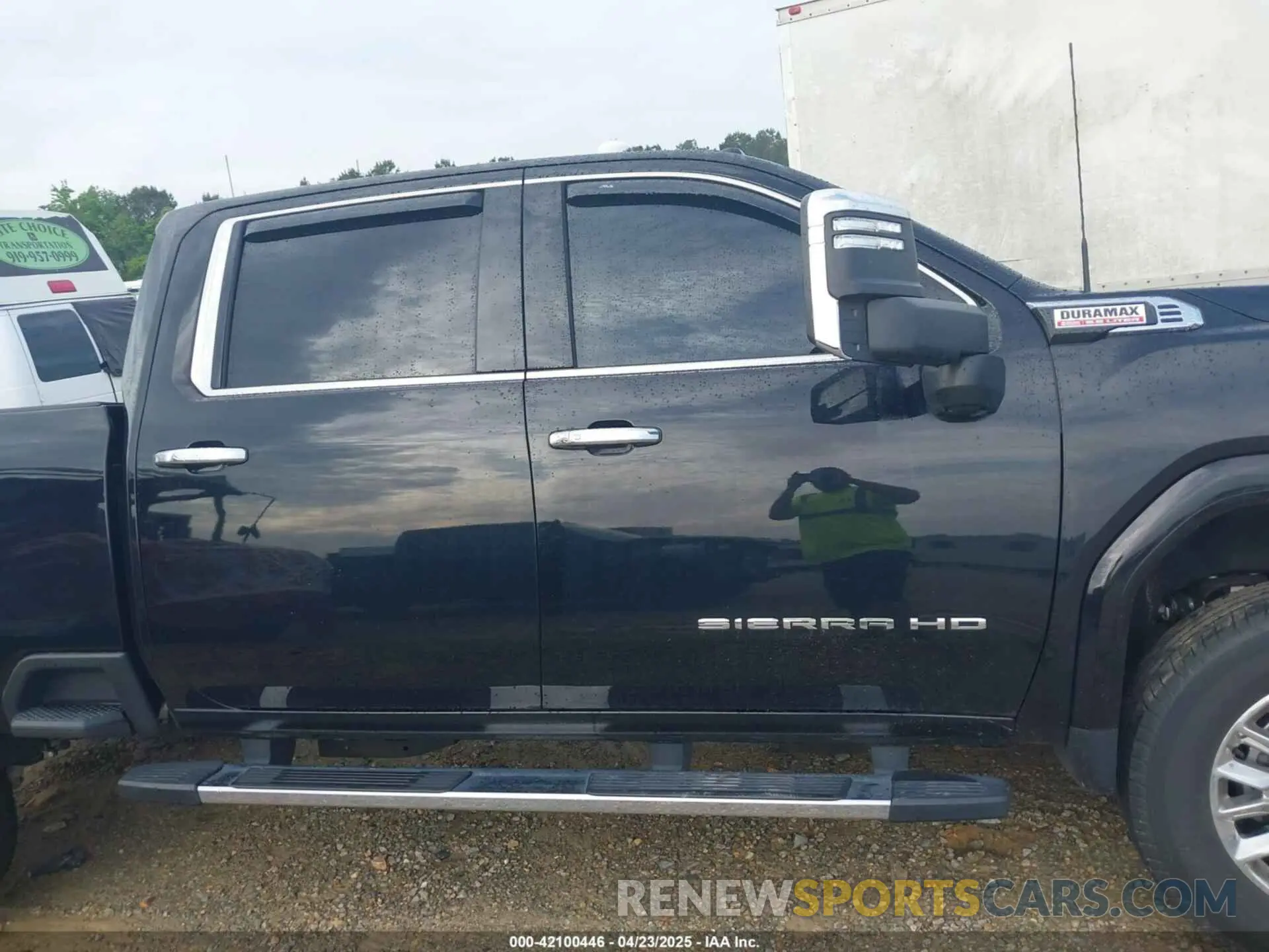 13 Photograph of a damaged car 1GT49UEY9RF368748 GMC SIERRA 3500HD 2024