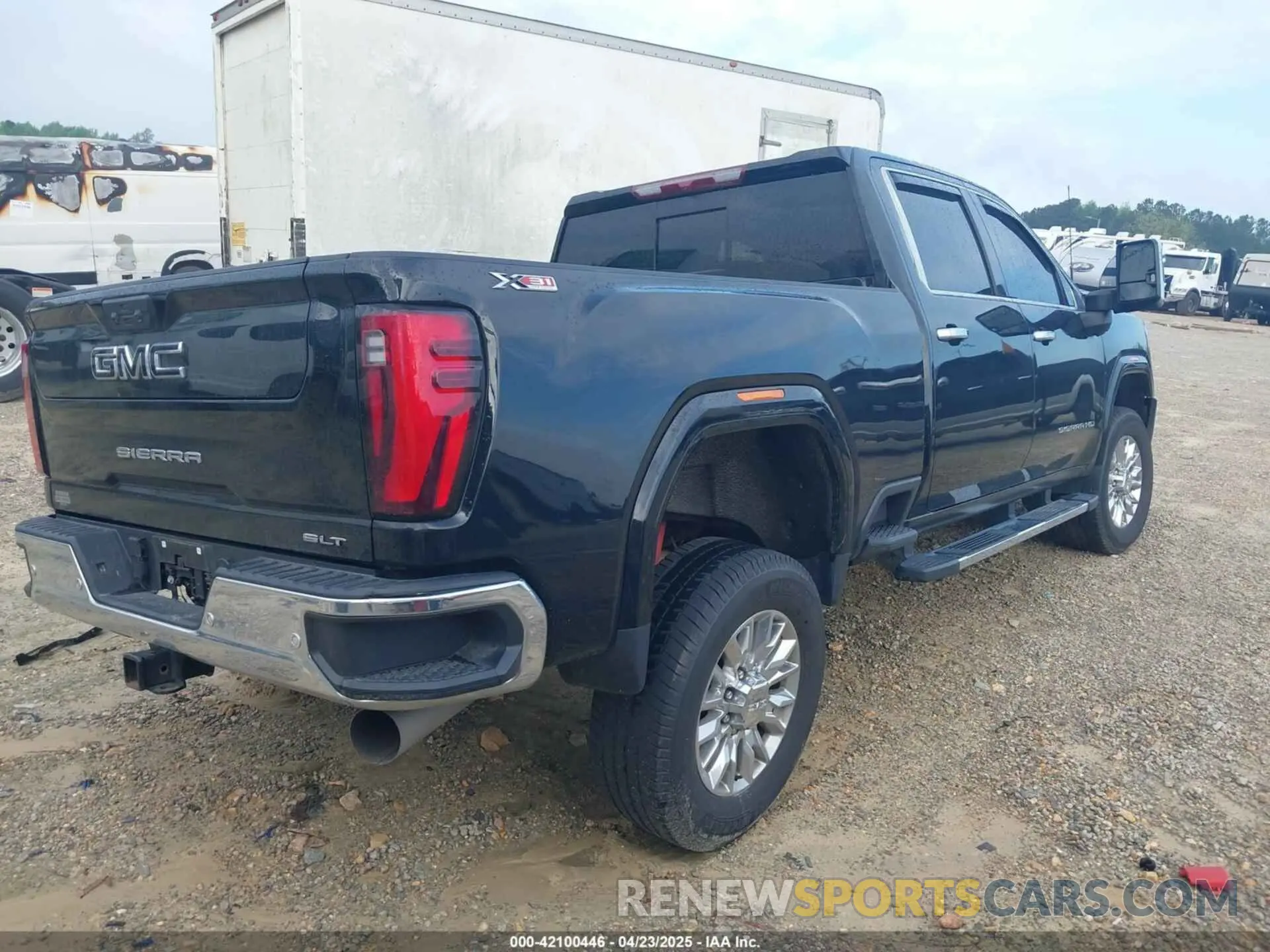 4 Photograph of a damaged car 1GT49UEY9RF368748 GMC SIERRA 3500HD 2024