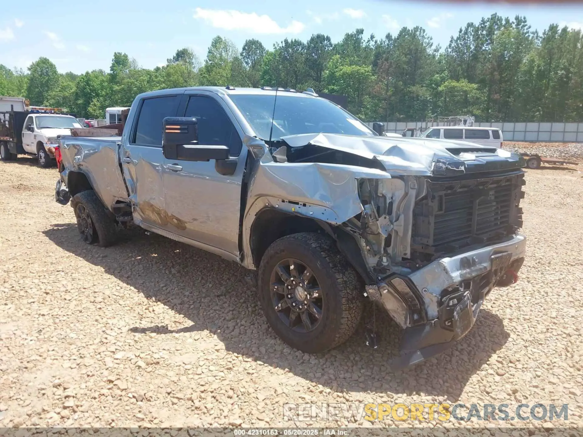 1 Photograph of a damaged car 1GT49VEY6RF280908 GMC SIERRA 3500HD 2024