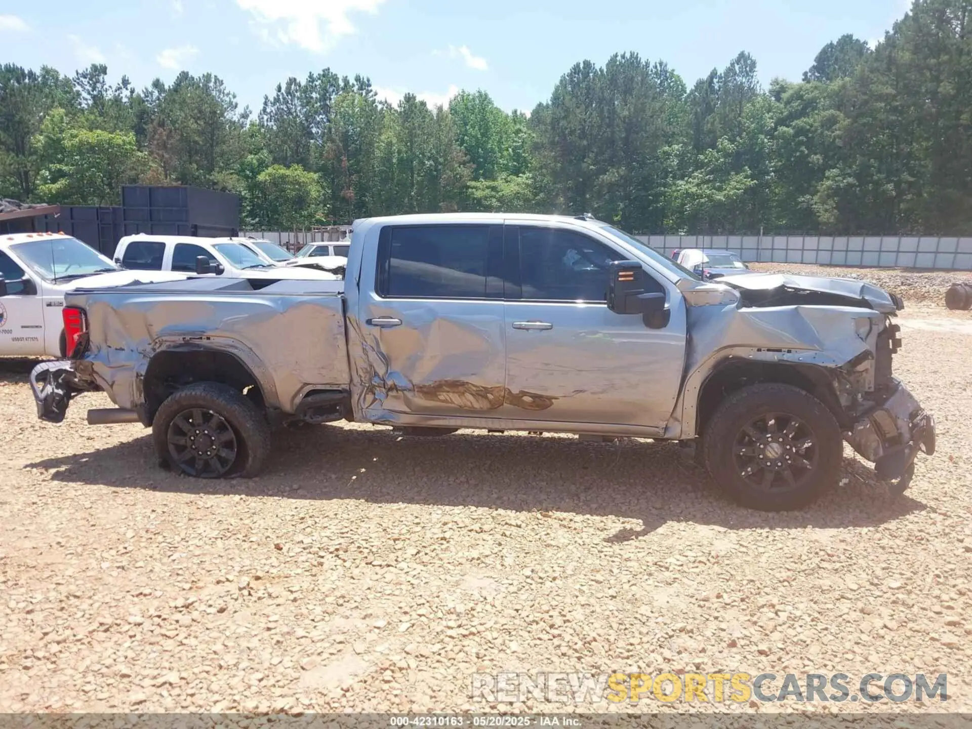 13 Photograph of a damaged car 1GT49VEY6RF280908 GMC SIERRA 3500HD 2024