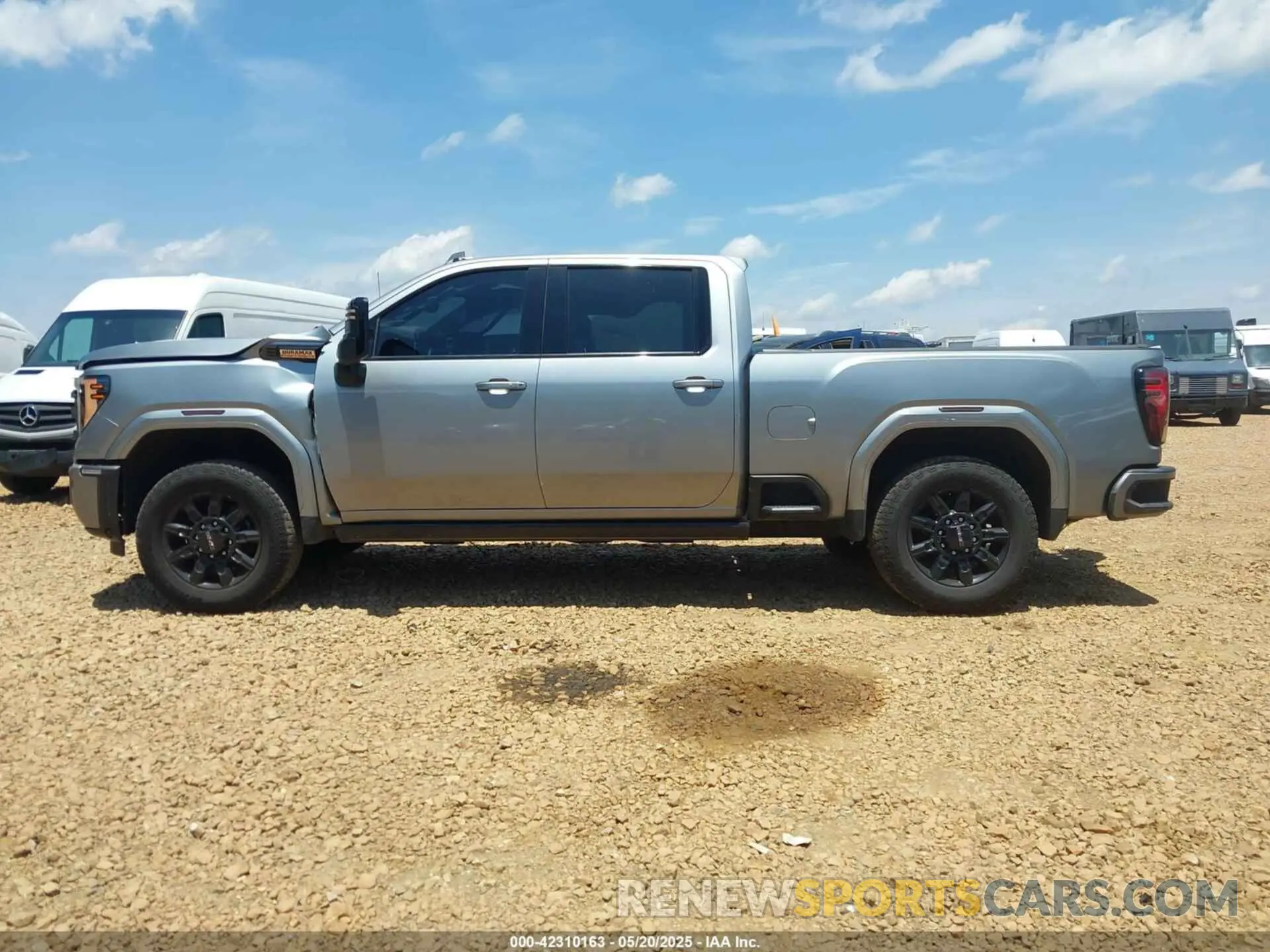 14 Photograph of a damaged car 1GT49VEY6RF280908 GMC SIERRA 3500HD 2024