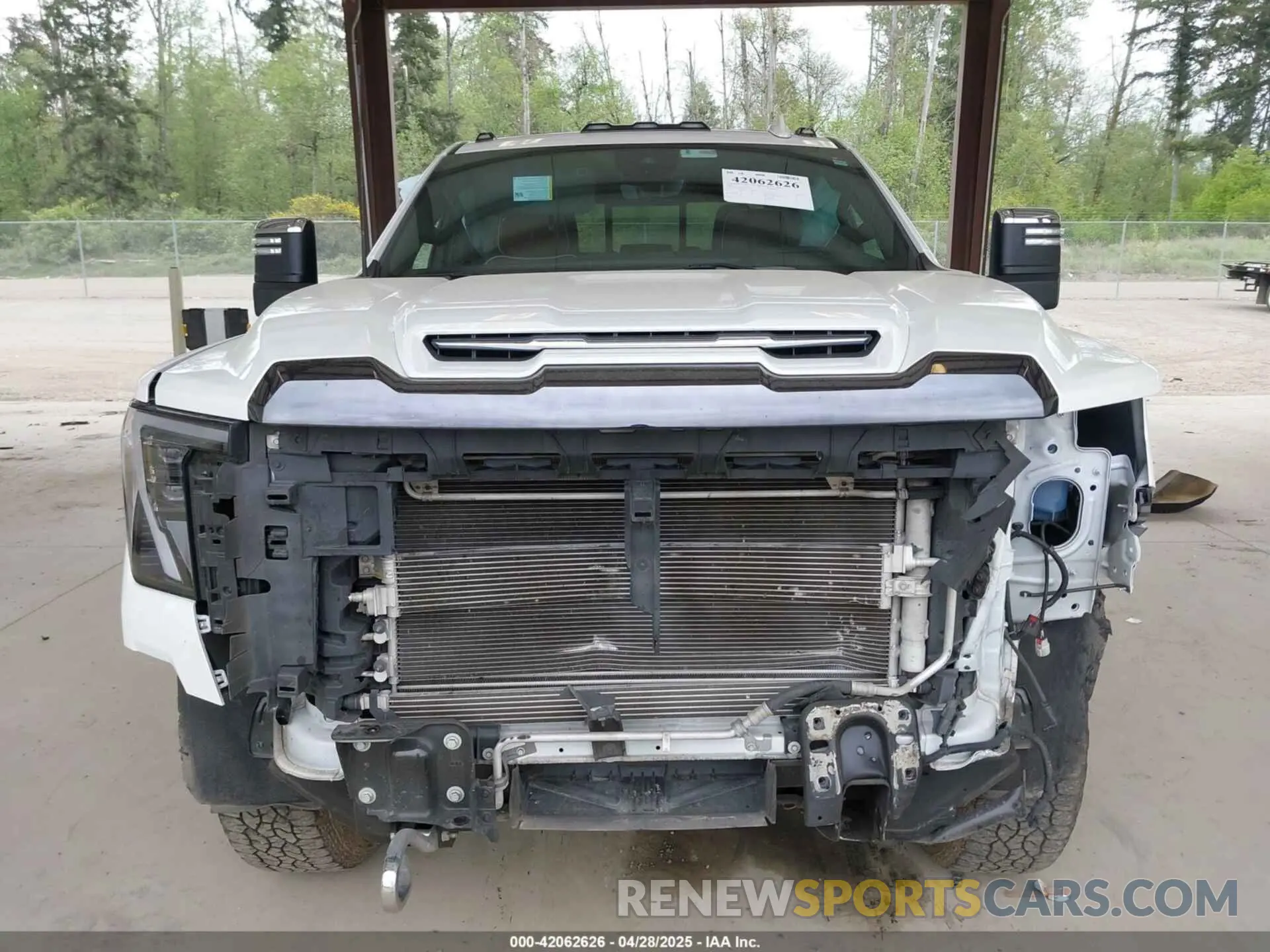 13 Photograph of a damaged car 1GT49YEY3RF370616 GMC SIERRA 3500HD 2024