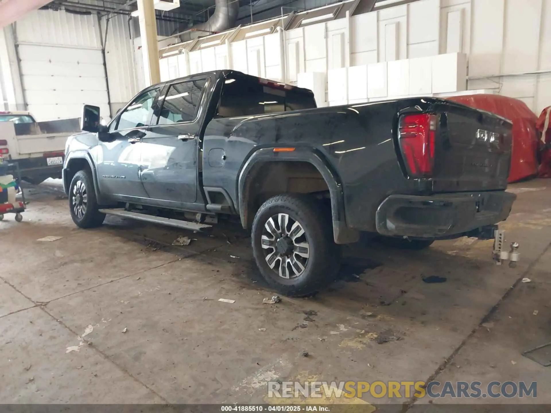3 Photograph of a damaged car 1GT49YEY9RF278538 GMC SIERRA 3500HD 2024