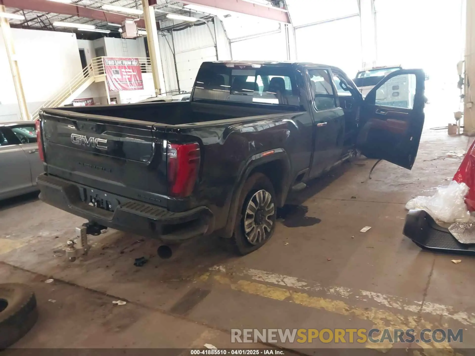 4 Photograph of a damaged car 1GT49YEY9RF278538 GMC SIERRA 3500HD 2024