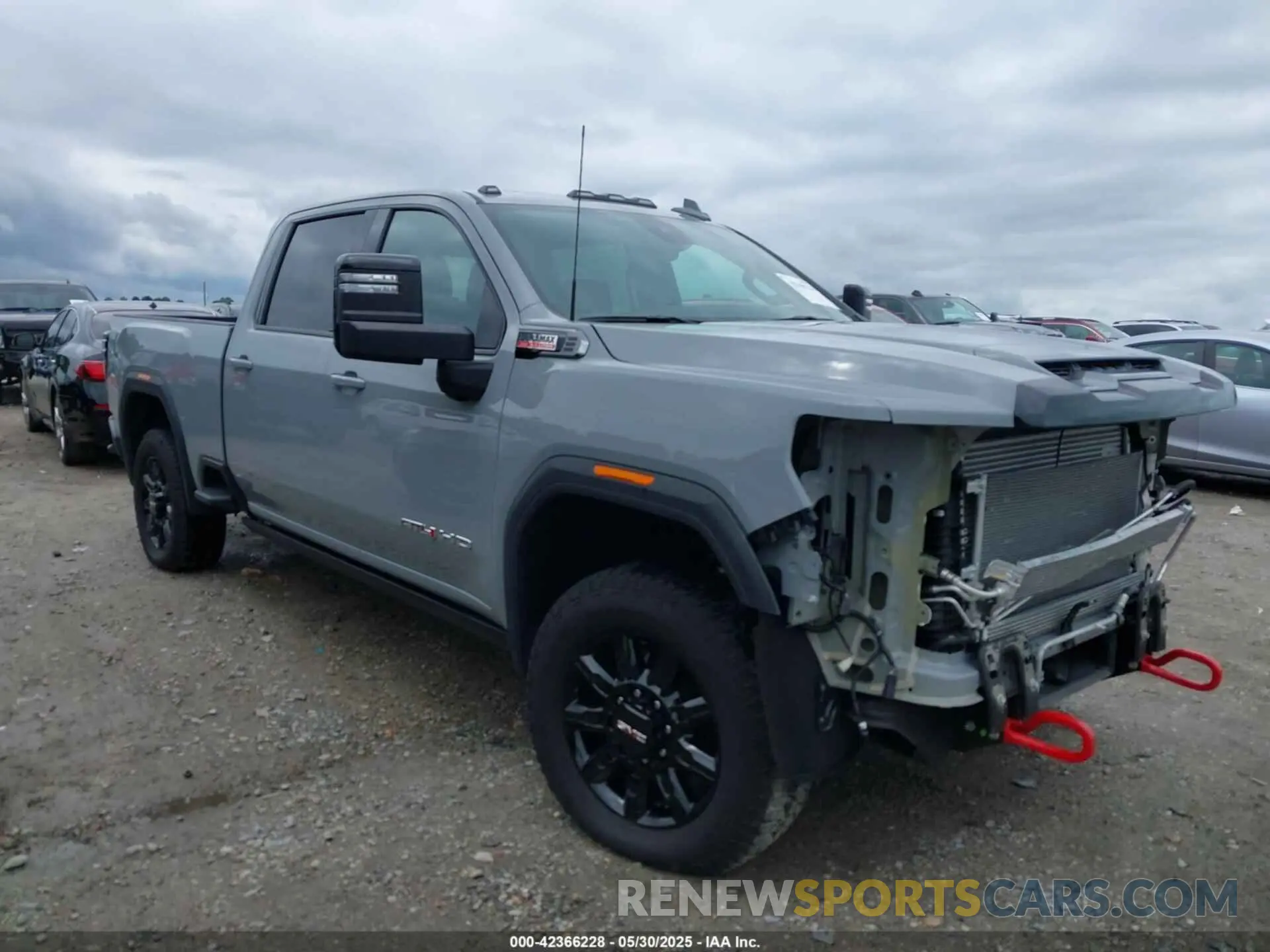1 Photograph of a damaged car 1GT4UVEY8SF184850 GMC SIERRA 3500HD 2025