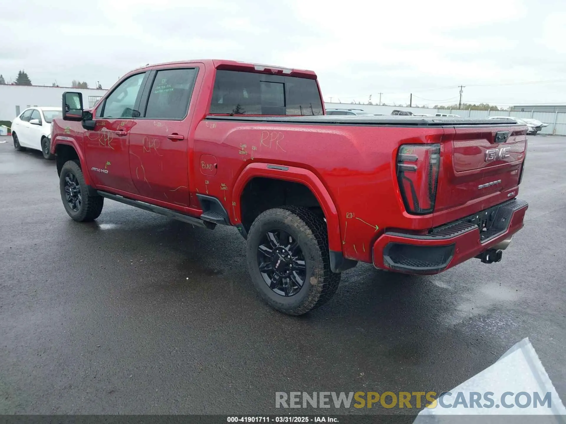 3 Photograph of a damaged car 1GT4UVEYXSF183246 GMC SIERRA 3500HD 2025