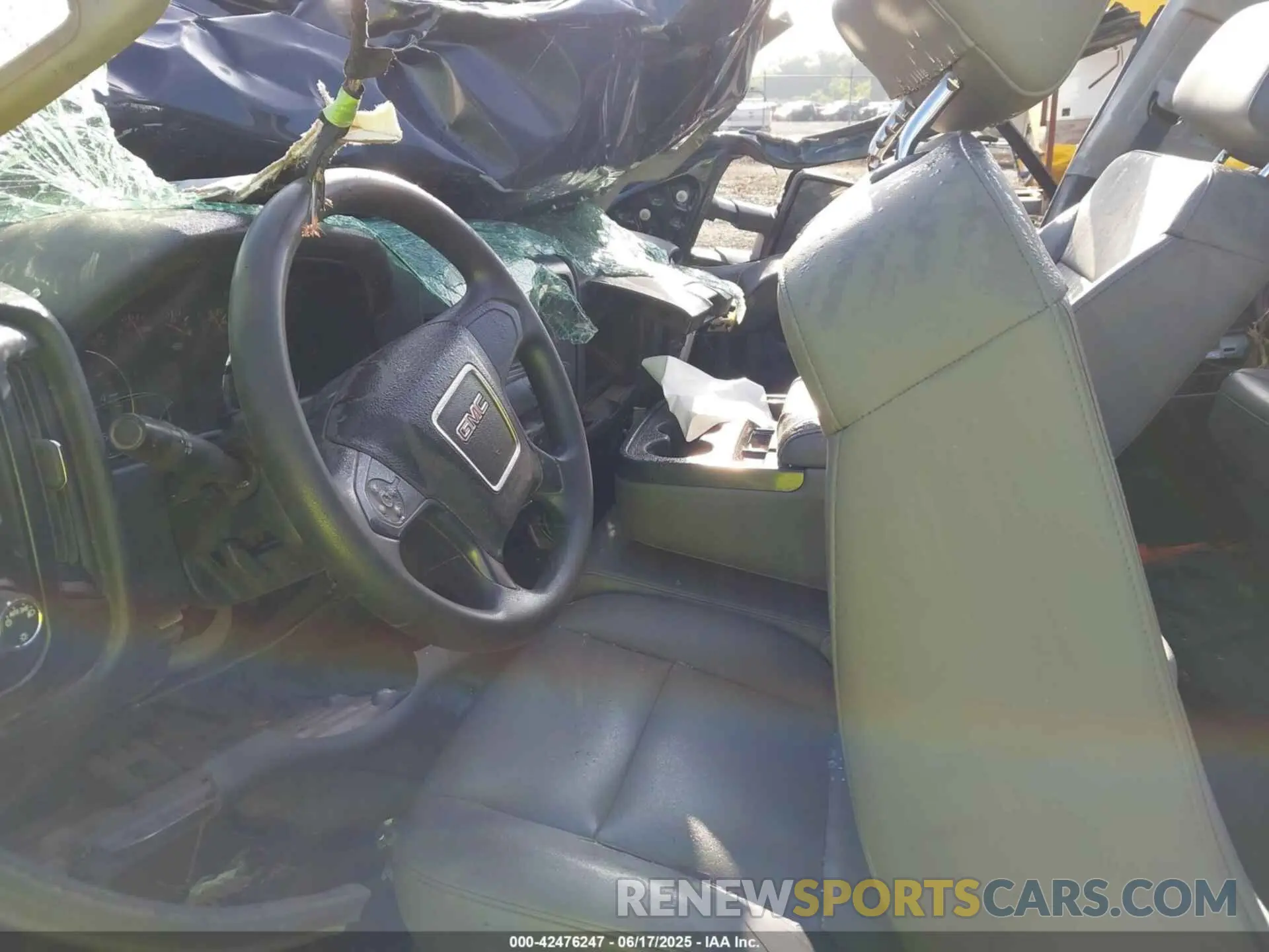6 Photograph of a damaged car 1GD42TCY2KF160505 GMC SIERRA 3500HD CHASSIS 2019