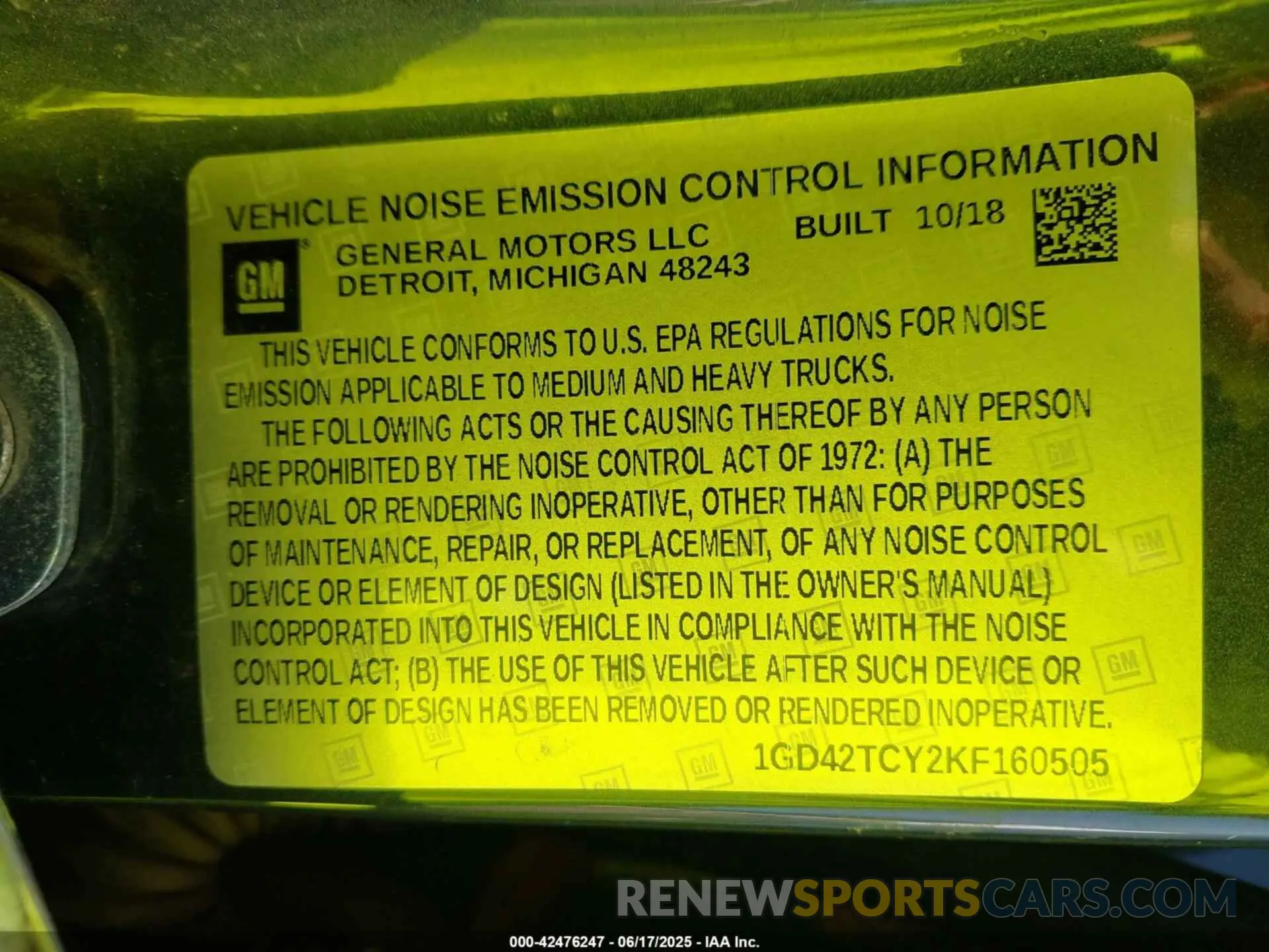 8 Photograph of a damaged car 1GD42TCY2KF160505 GMC SIERRA 3500HD CHASSIS 2019