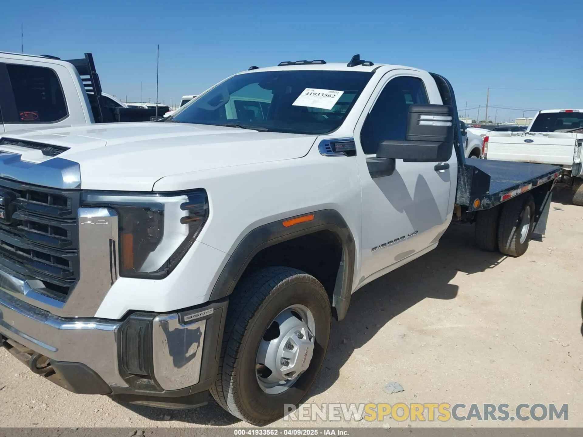 11 Photograph of a damaged car 1GD38PE79RF249598 GMC SIERRA 3500HD CHASSIS 2024