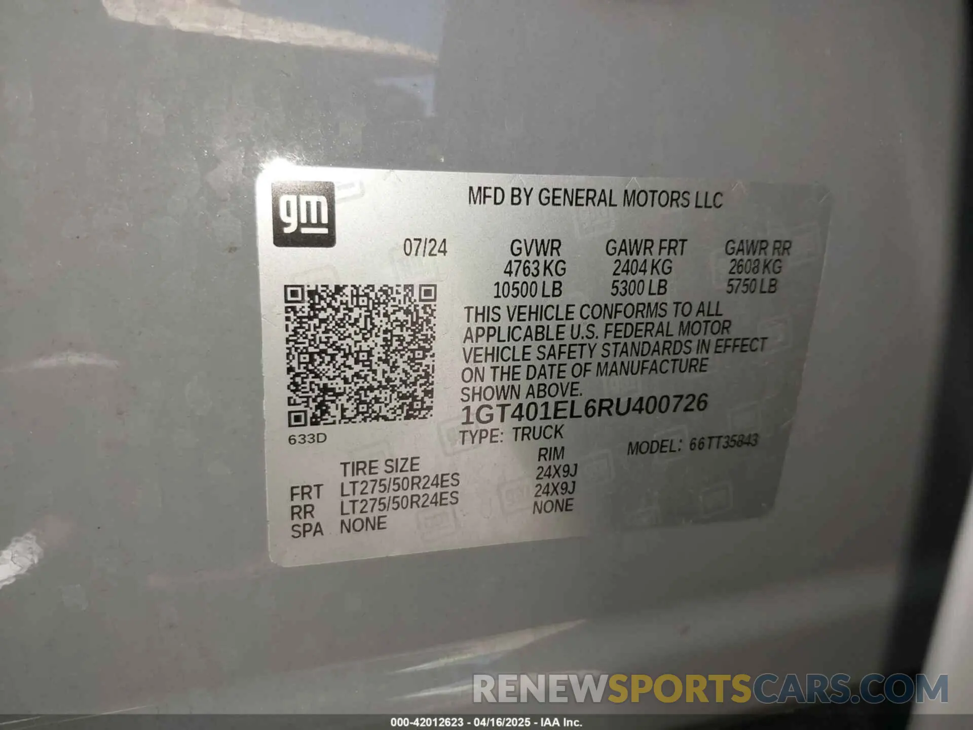 8 Photograph of a damaged car 1GT401EL6RU400726 GMC SIERRA EV 2024