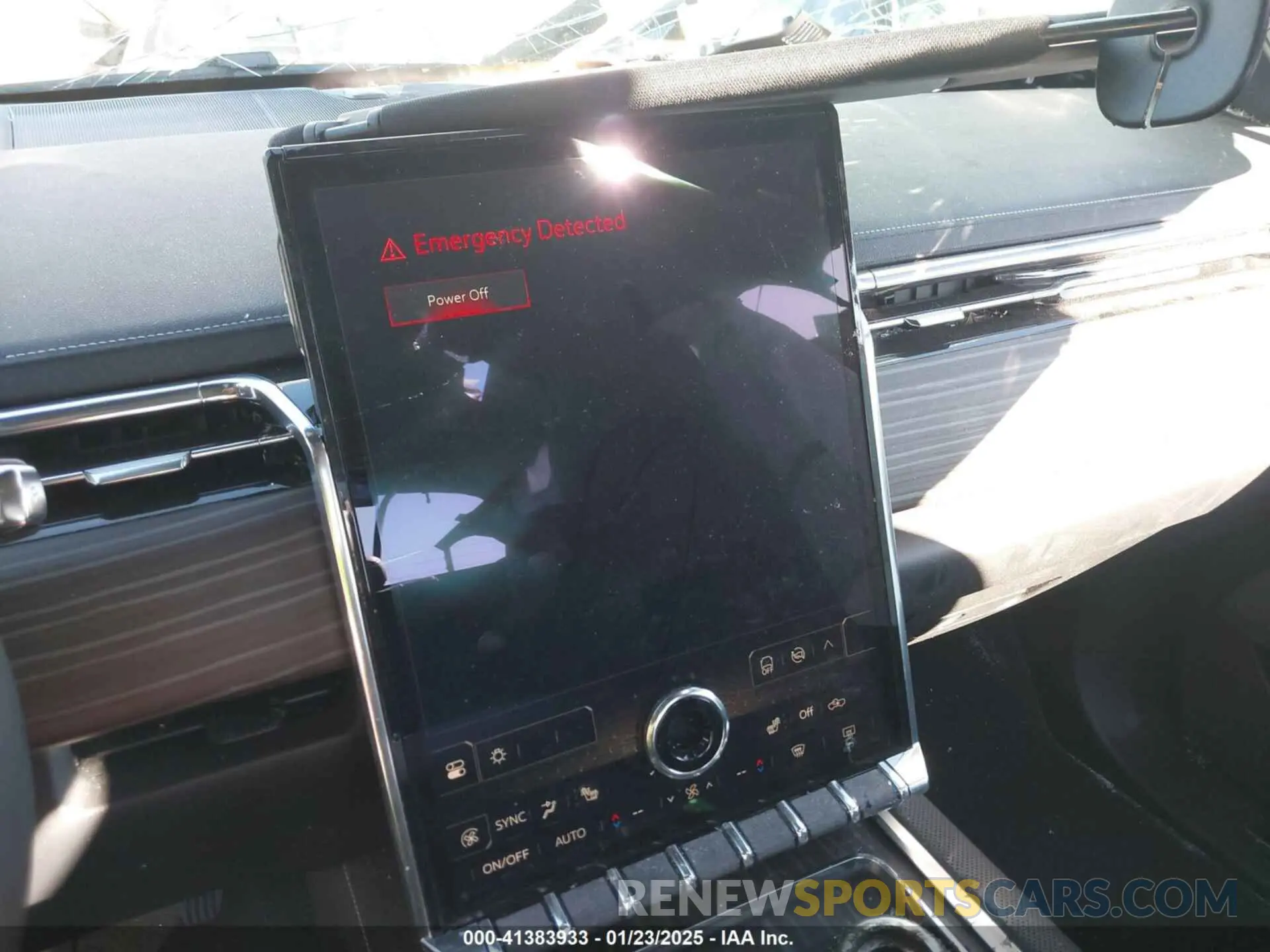 19 Photograph of a damaged car 1GT40LEL6SU402042 GMC SIERRA EV 2025