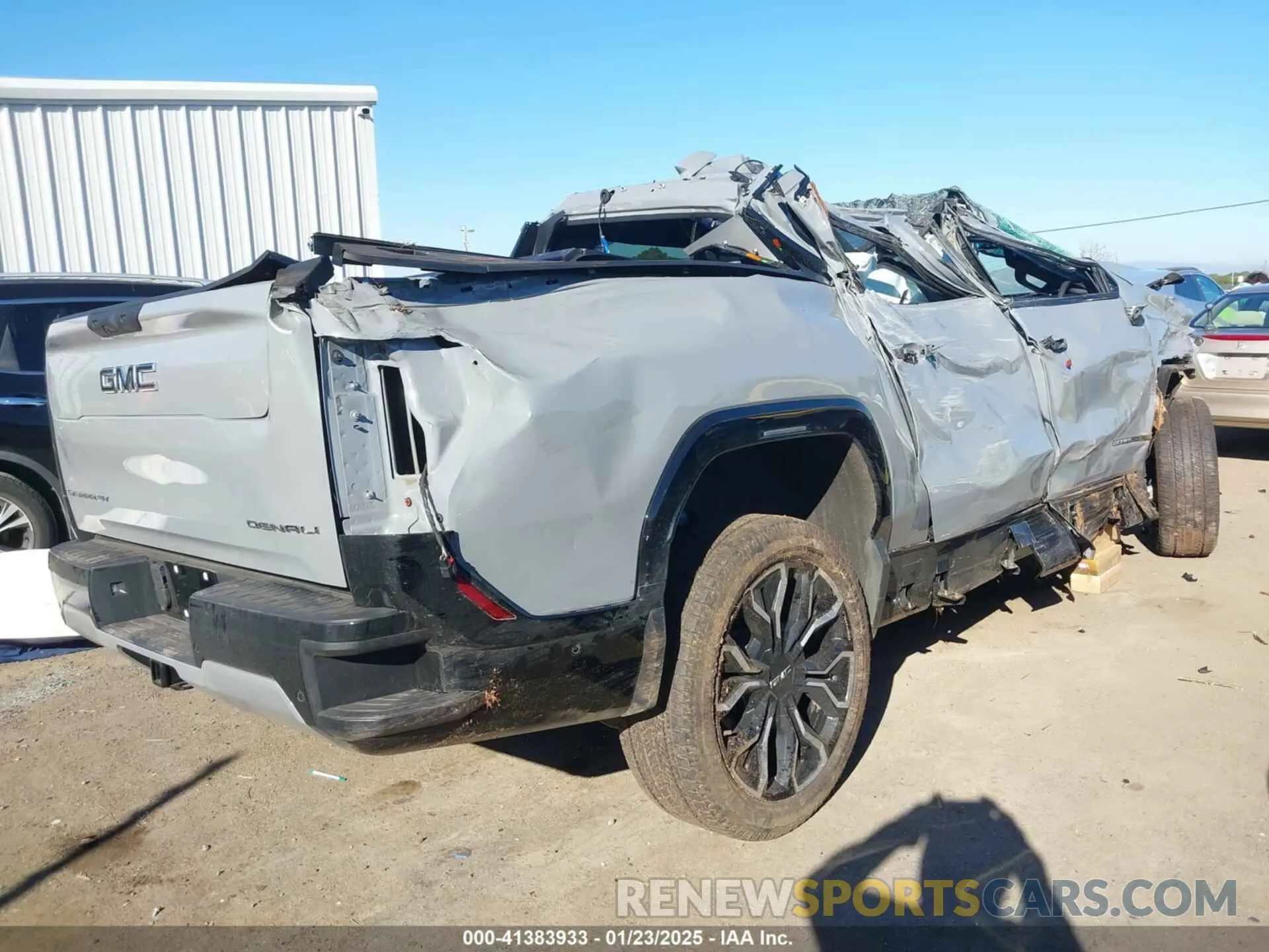 3 Photograph of a damaged car 1GT40LEL6SU402042 GMC SIERRA EV 2025