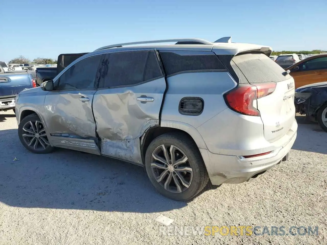 2 Photograph of a damaged car 3GKAL8EX8KL126973 GMC TERRAIN 2019