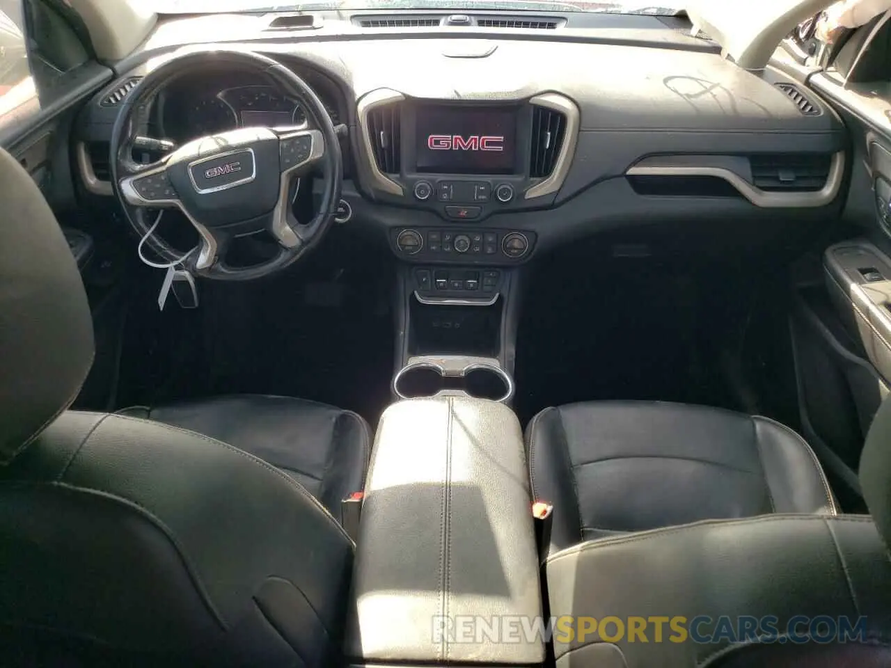 8 Photograph of a damaged car 3GKAL8EX8KL126973 GMC TERRAIN 2019