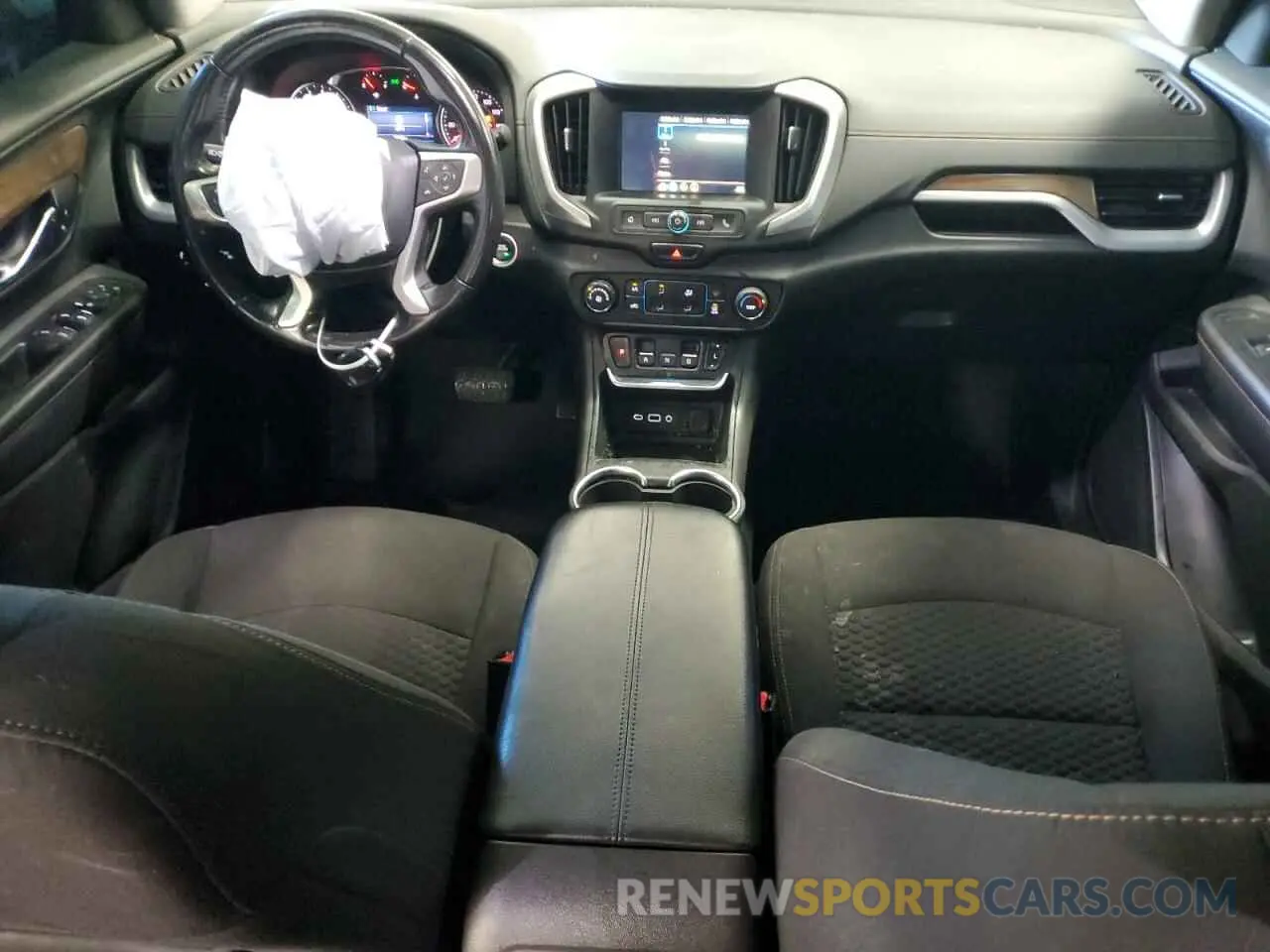 8 Photograph of a damaged car 3GKALMEV0KL102870 GMC TERRAIN 2019