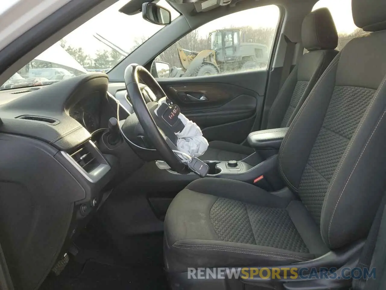 7 Photograph of a damaged car 3GKALMEV0KL104540 GMC TERRAIN 2019