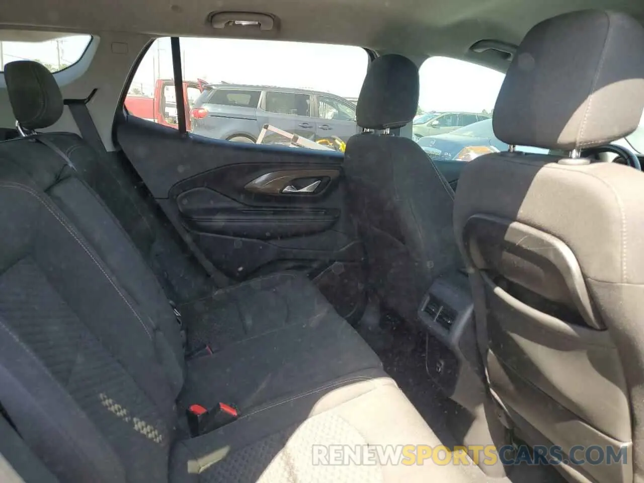 11 Photograph of a damaged car 3GKALMEV0KL172692 GMC TERRAIN 2019