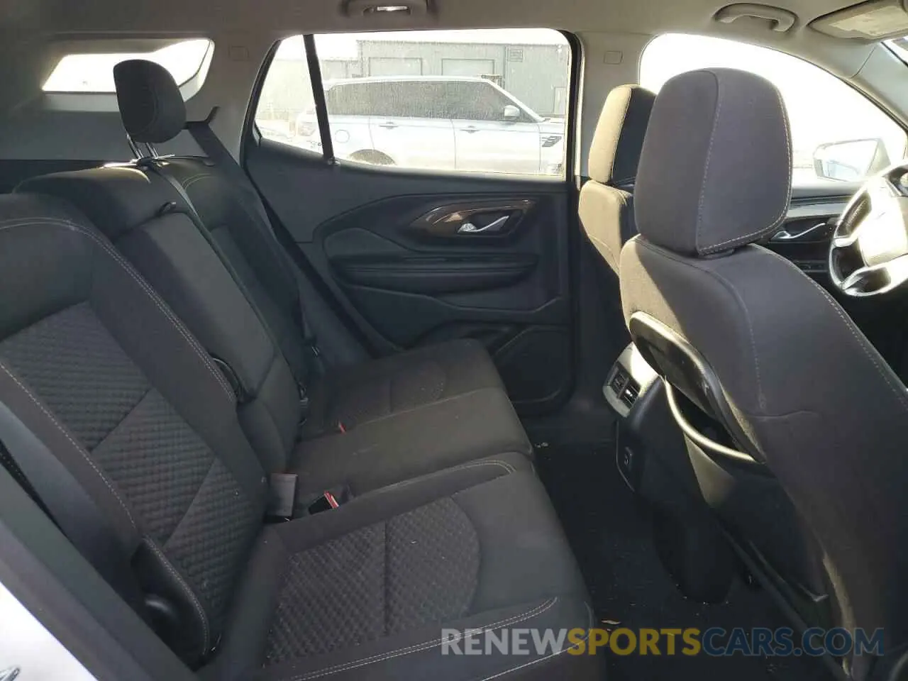 11 Photograph of a damaged car 3GKALMEV0KL261467 GMC TERRAIN 2019