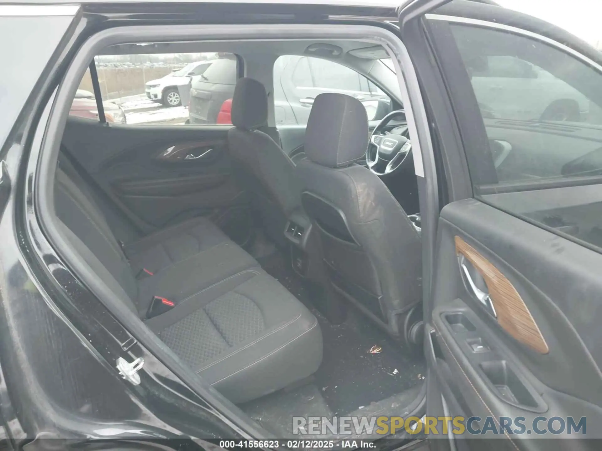 8 Photograph of a damaged car 3GKALMEV0KL316161 GMC TERRAIN 2019