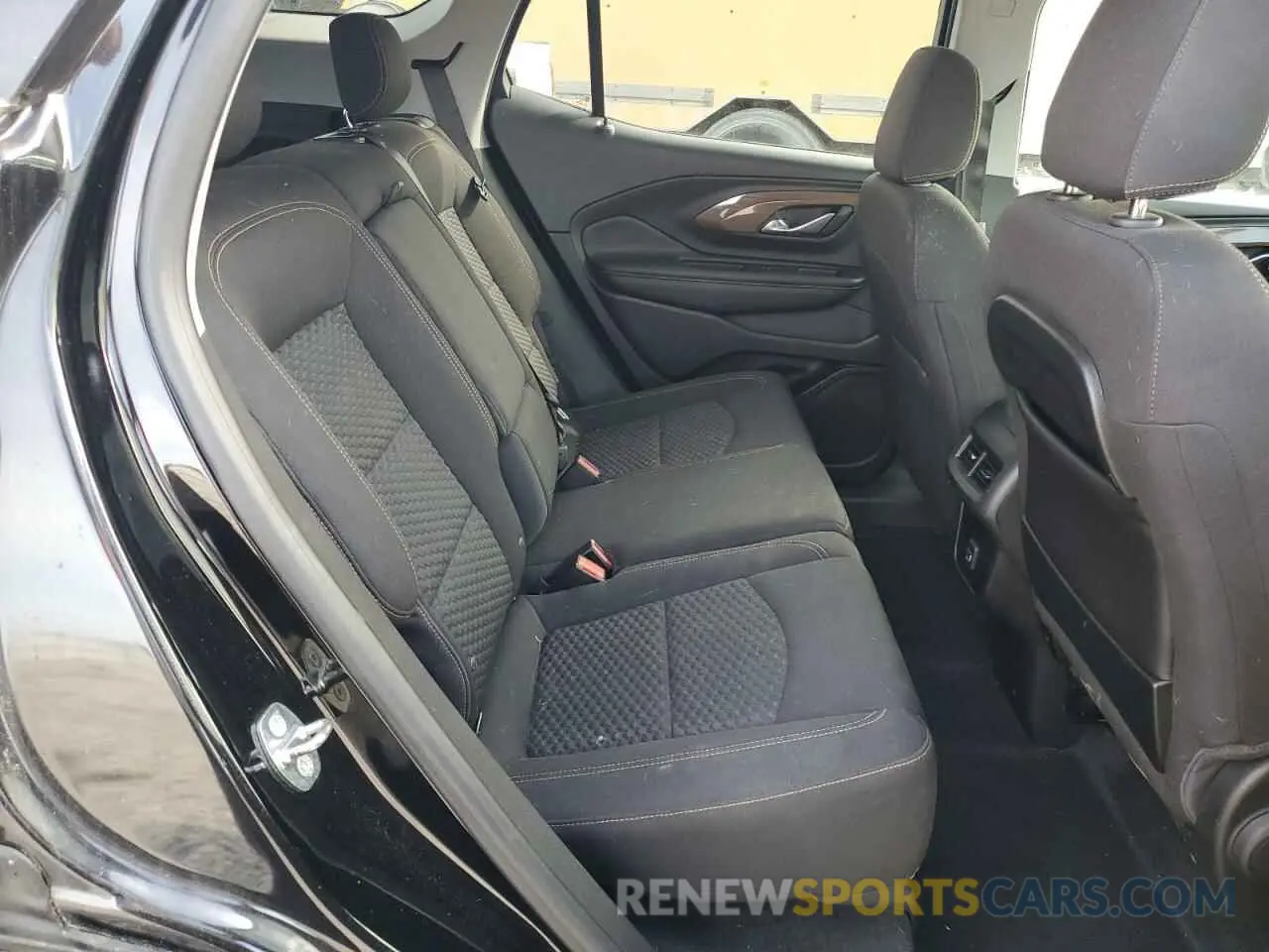 10 Photograph of a damaged car 3GKALMEV1KL102022 GMC TERRAIN 2019