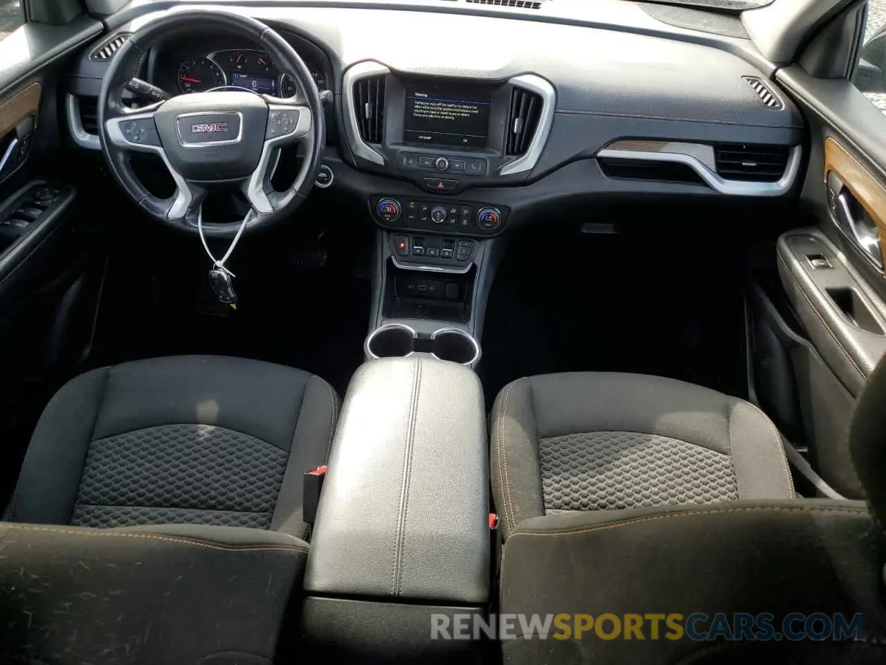 8 Photograph of a damaged car 3GKALMEV1KL102022 GMC TERRAIN 2019
