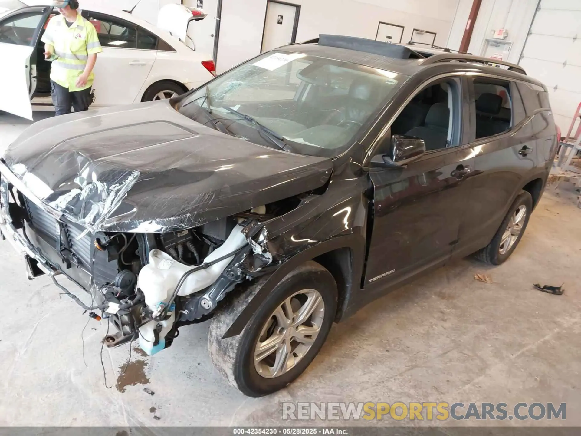 2 Photograph of a damaged car 3GKALMEV1KL140916 GMC TERRAIN 2019