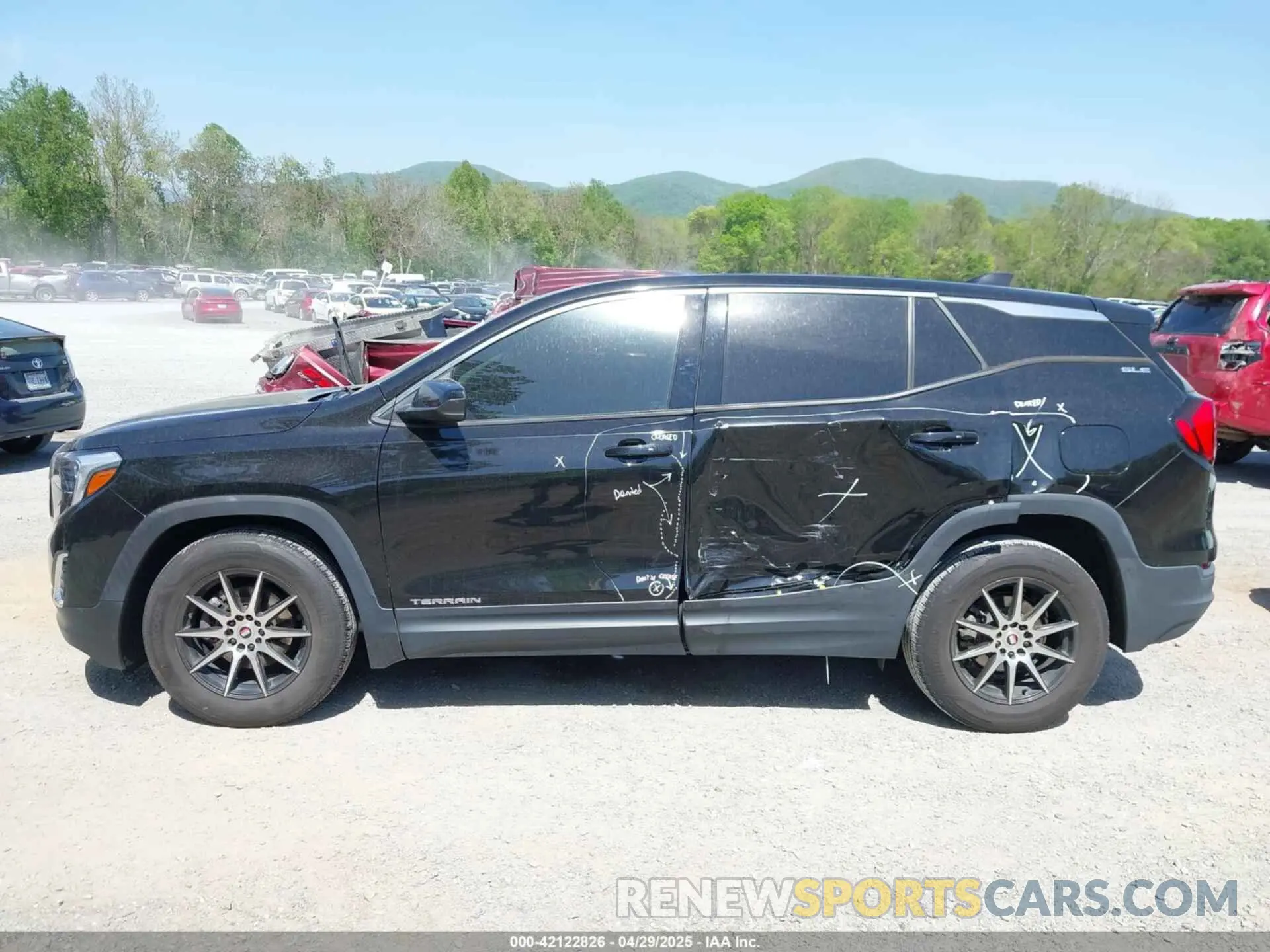 14 Photograph of a damaged car 3GKALMEV1KL166304 GMC TERRAIN 2019
