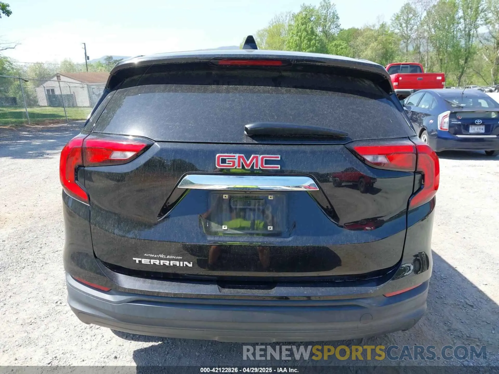 16 Photograph of a damaged car 3GKALMEV1KL166304 GMC TERRAIN 2019