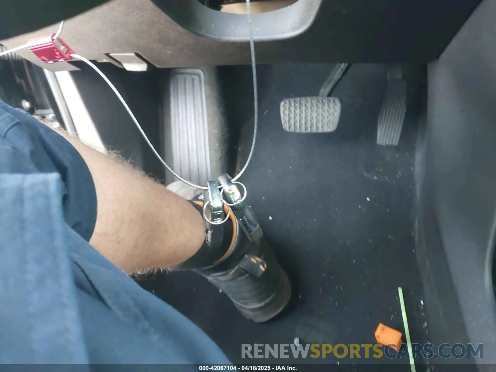 11 Photograph of a damaged car 3GKALMEV1KL222757 GMC TERRAIN 2019