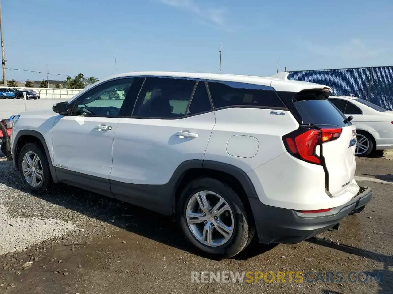 2 Photograph of a damaged car 3GKALMEV1KL229210 GMC TERRAIN 2019