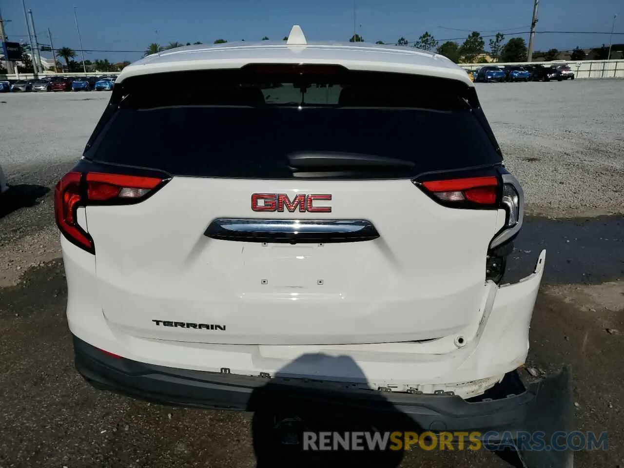 6 Photograph of a damaged car 3GKALMEV1KL229210 GMC TERRAIN 2019
