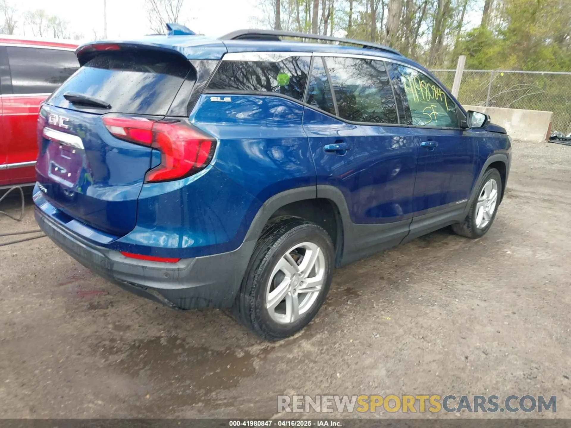 4 Photograph of a damaged car 3GKALMEV1KL243530 GMC TERRAIN 2019