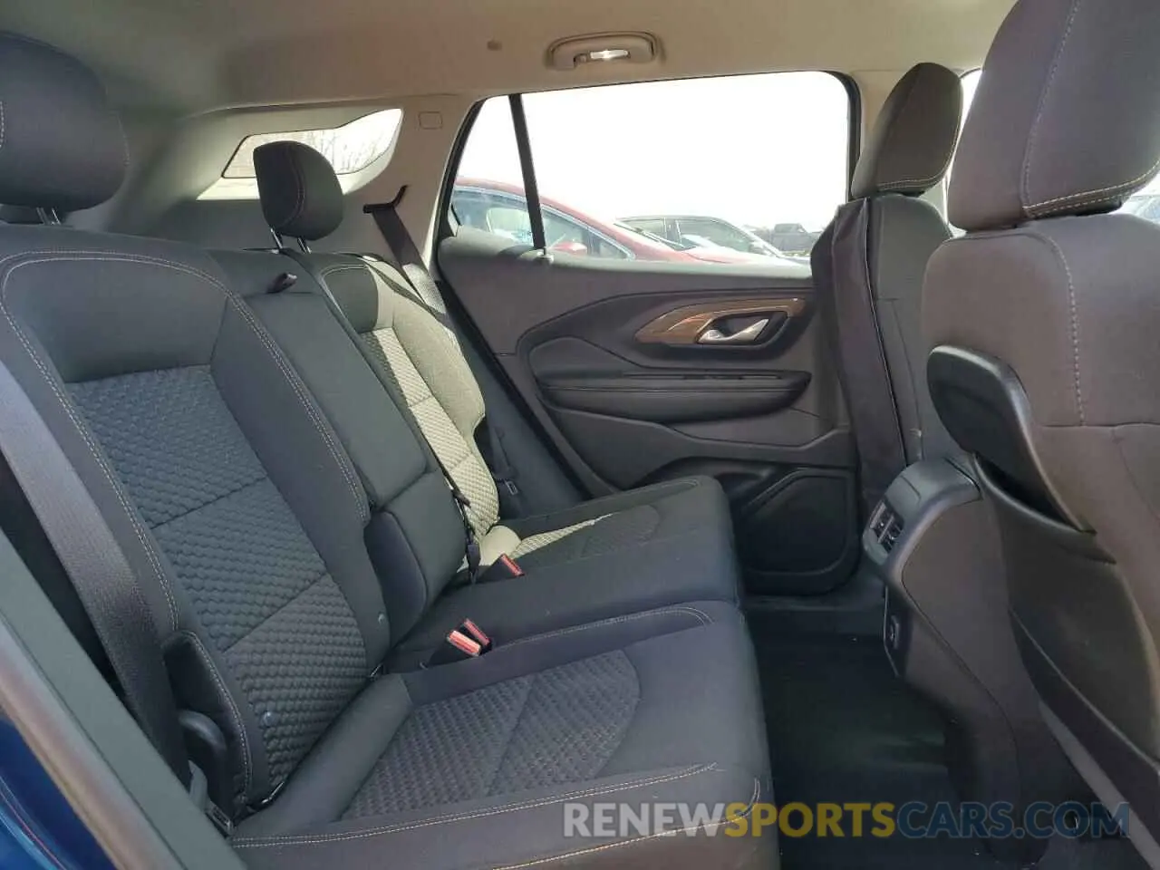11 Photograph of a damaged car 3GKALMEV1KL345510 GMC TERRAIN 2019