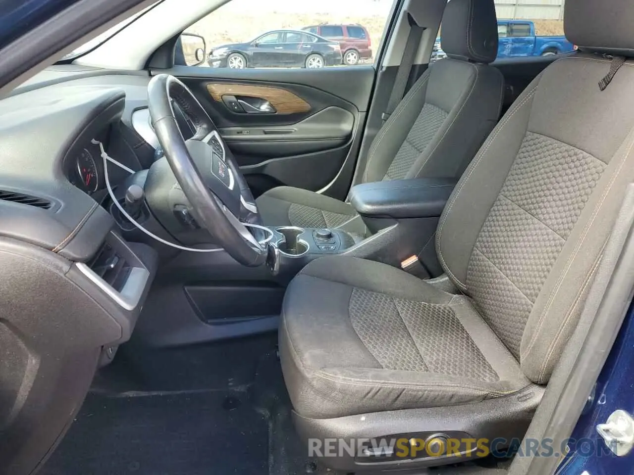 7 Photograph of a damaged car 3GKALMEV1KL345510 GMC TERRAIN 2019