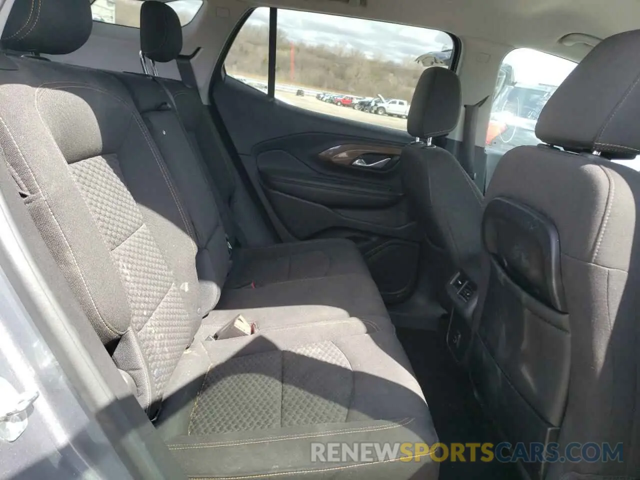 11 Photograph of a damaged car 3GKALMEV1KL356278 GMC TERRAIN 2019