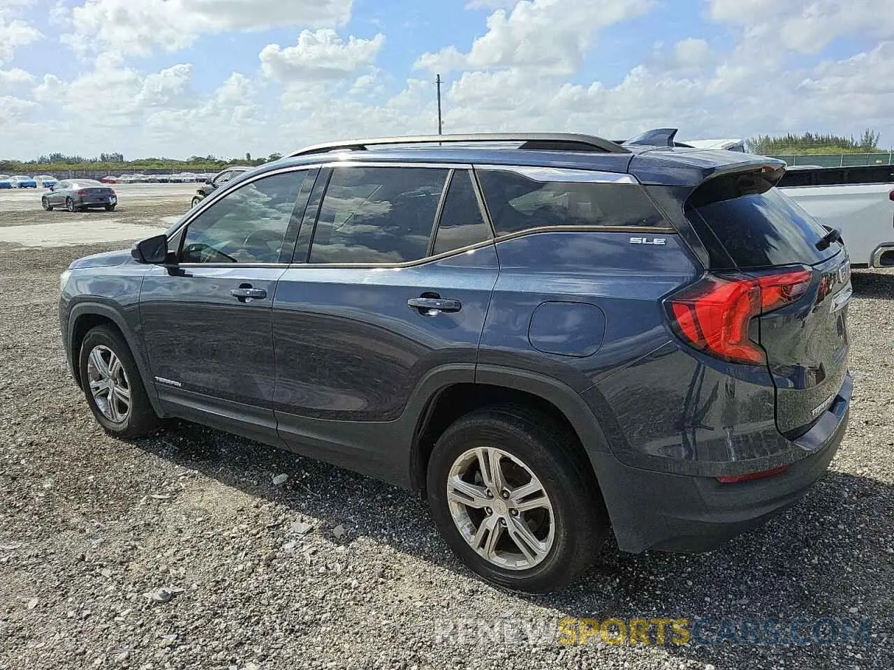 2 Photograph of a damaged car 3GKALMEV2KL162116 GMC TERRAIN 2019