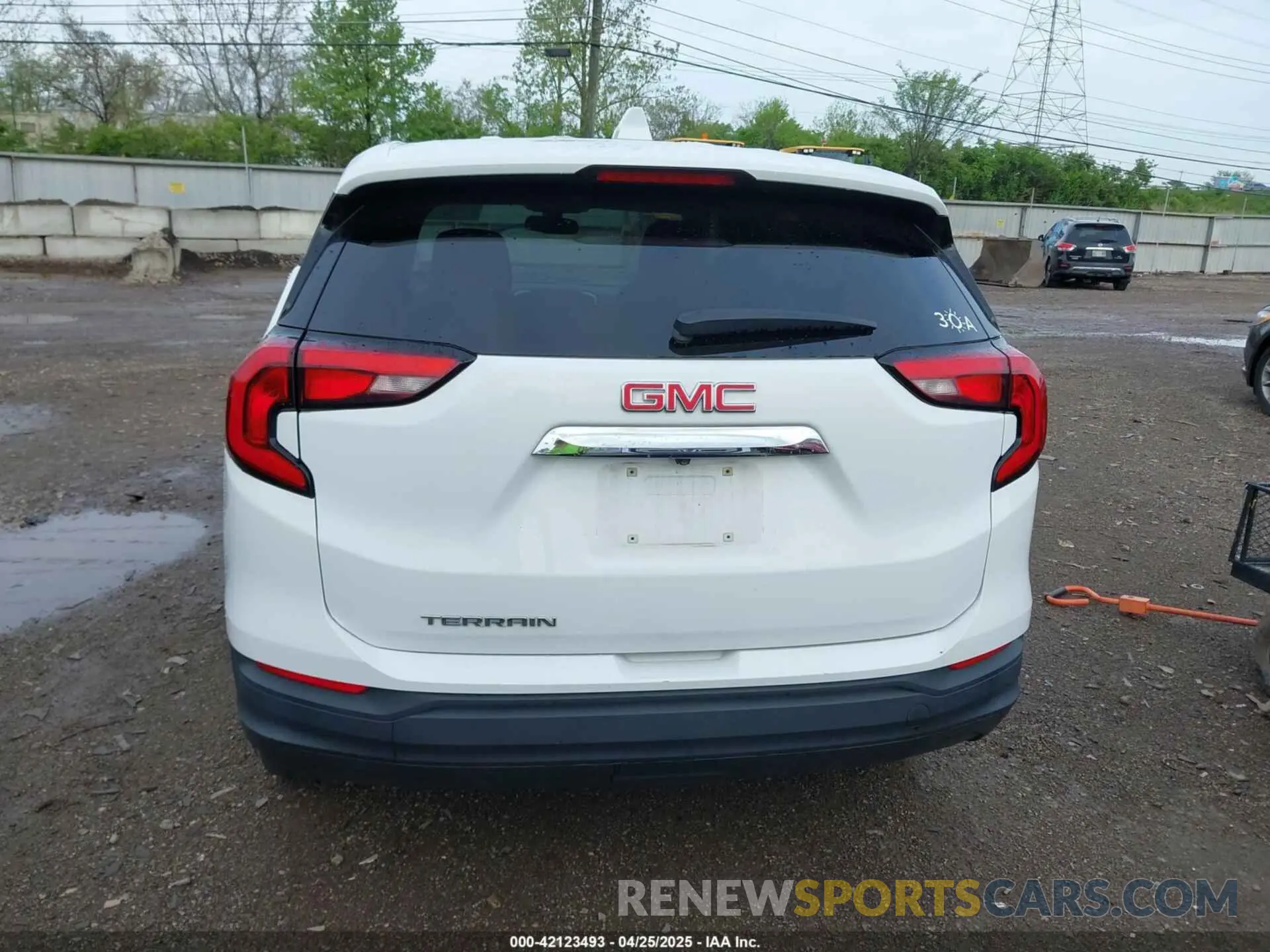 16 Photograph of a damaged car 3GKALMEV2KL332278 GMC TERRAIN 2019