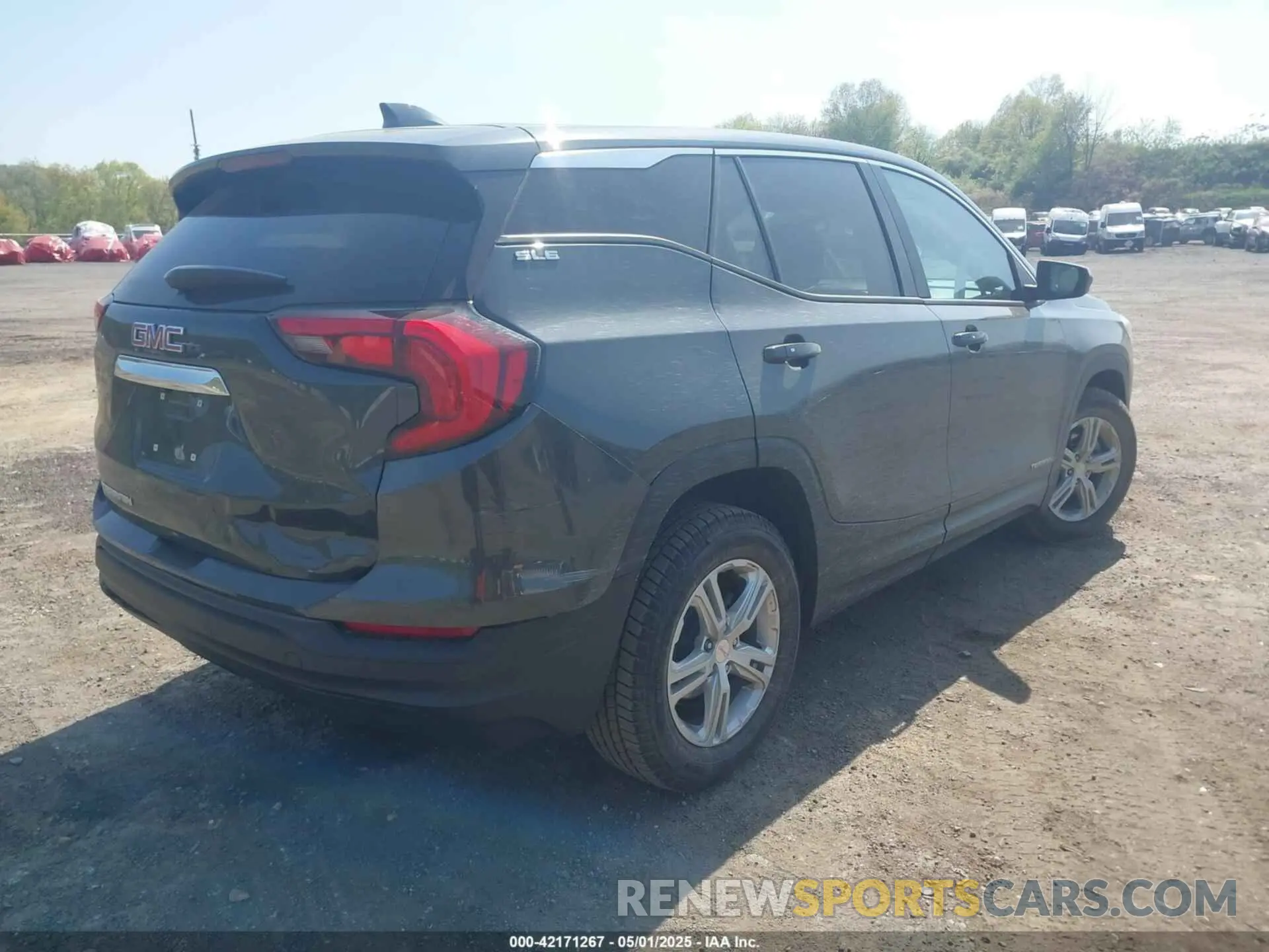 4 Photograph of a damaged car 3GKALMEV3KL108517 GMC TERRAIN 2019