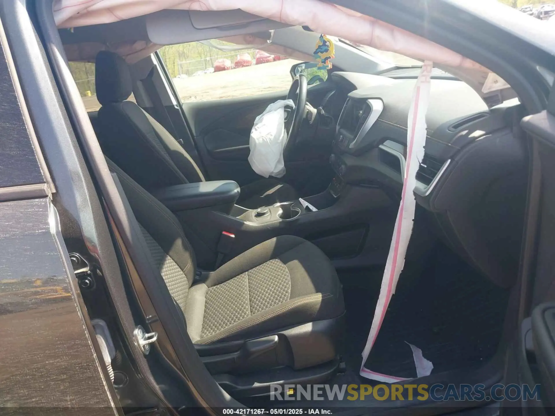 5 Photograph of a damaged car 3GKALMEV3KL108517 GMC TERRAIN 2019