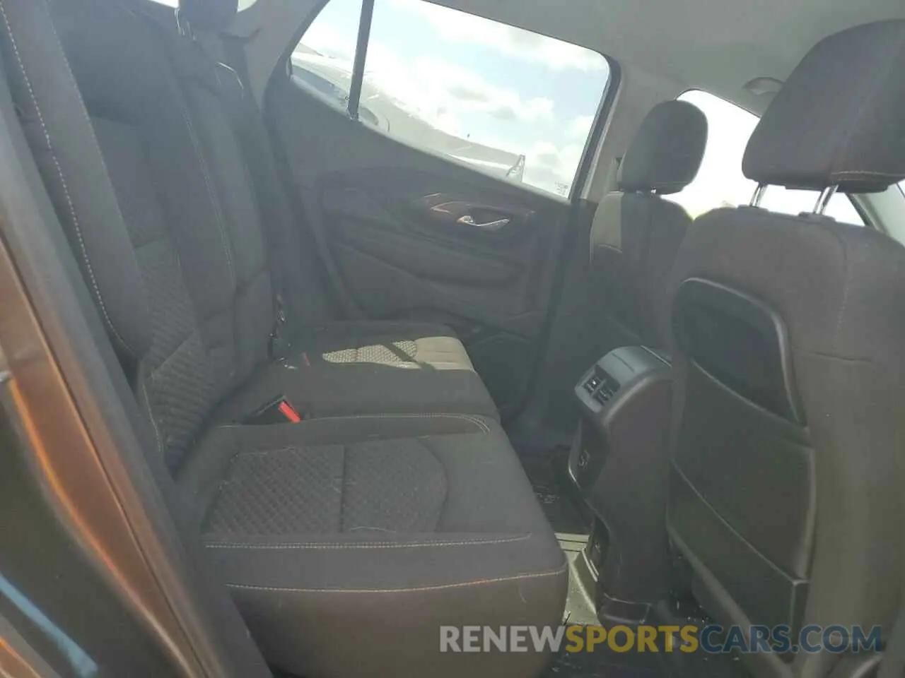 11 Photograph of a damaged car 3GKALMEV3KL309429 GMC TERRAIN 2019