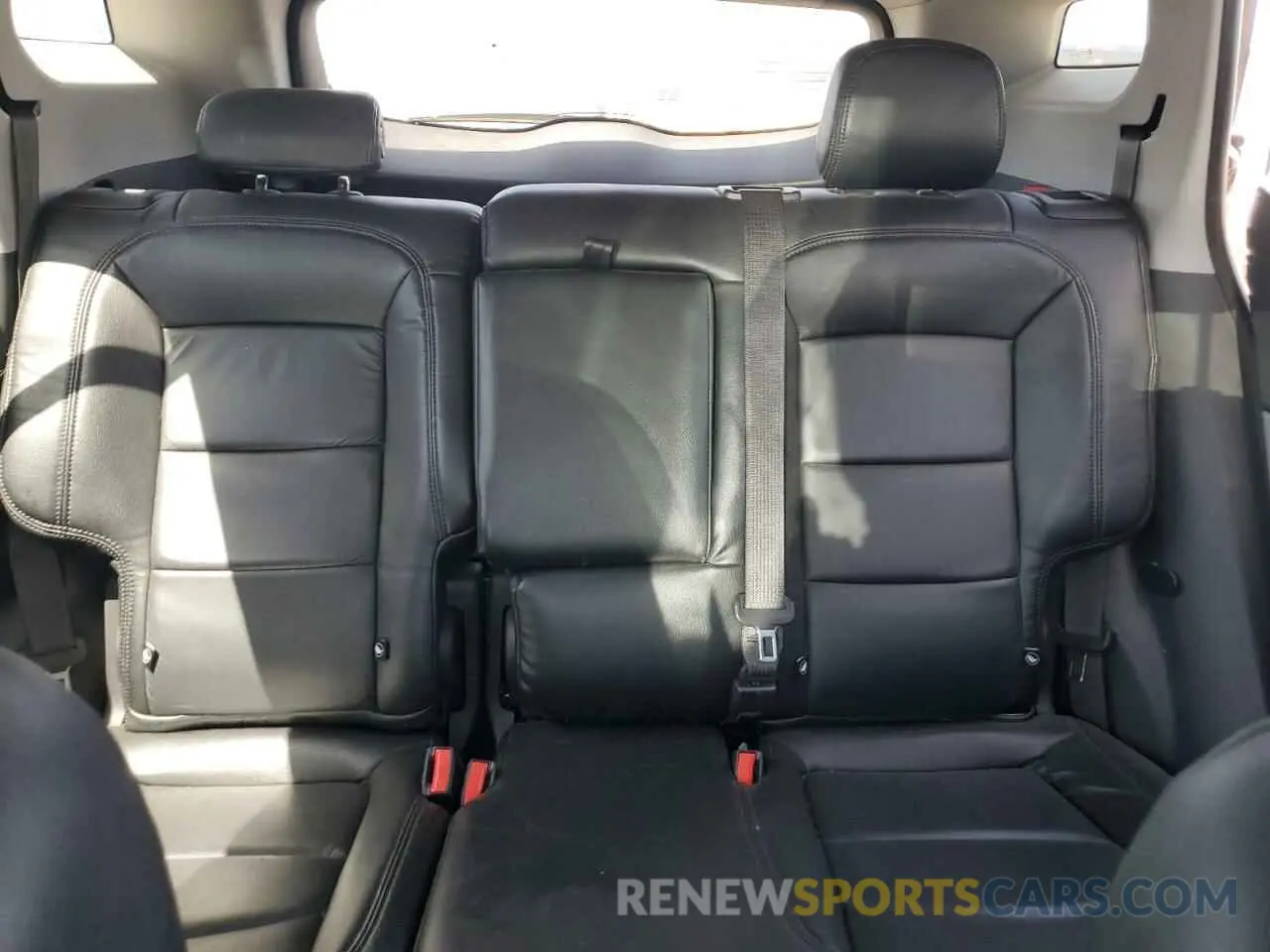 10 Photograph of a damaged car 3GKALMEV3KL332550 GMC TERRAIN 2019