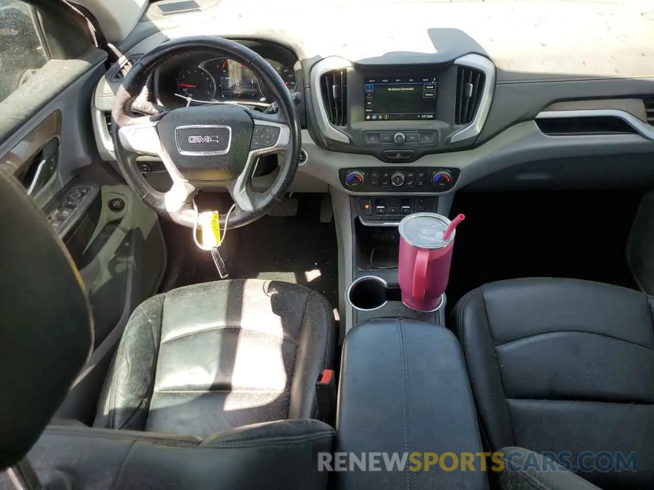 8 Photograph of a damaged car 3GKALMEV3KL332550 GMC TERRAIN 2019