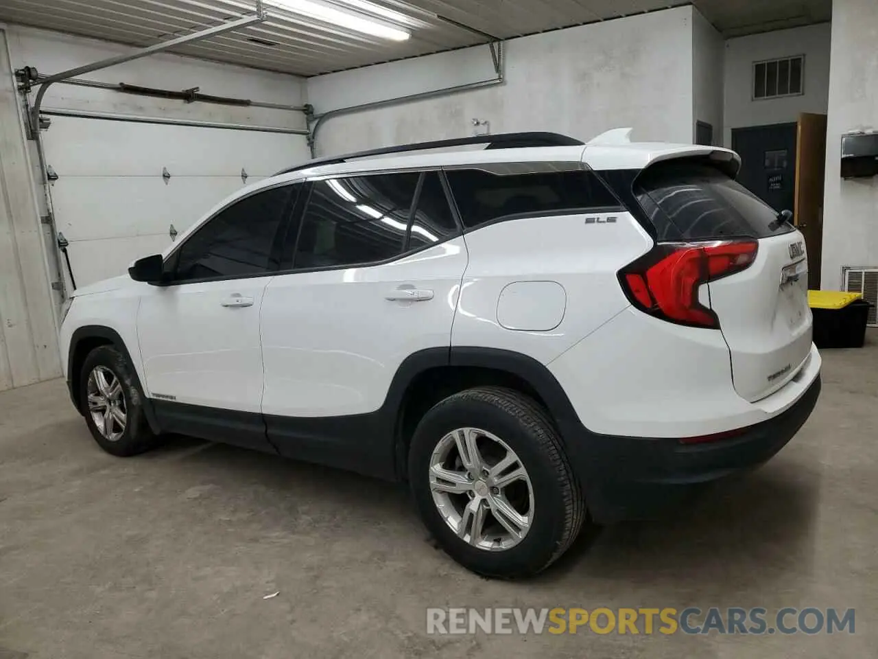 2 Photograph of a damaged car 3GKALMEV3KL396202 GMC TERRAIN 2019